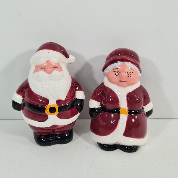Publix Holiday Publix Seasons Greeters Porcelain Salt And Pepper